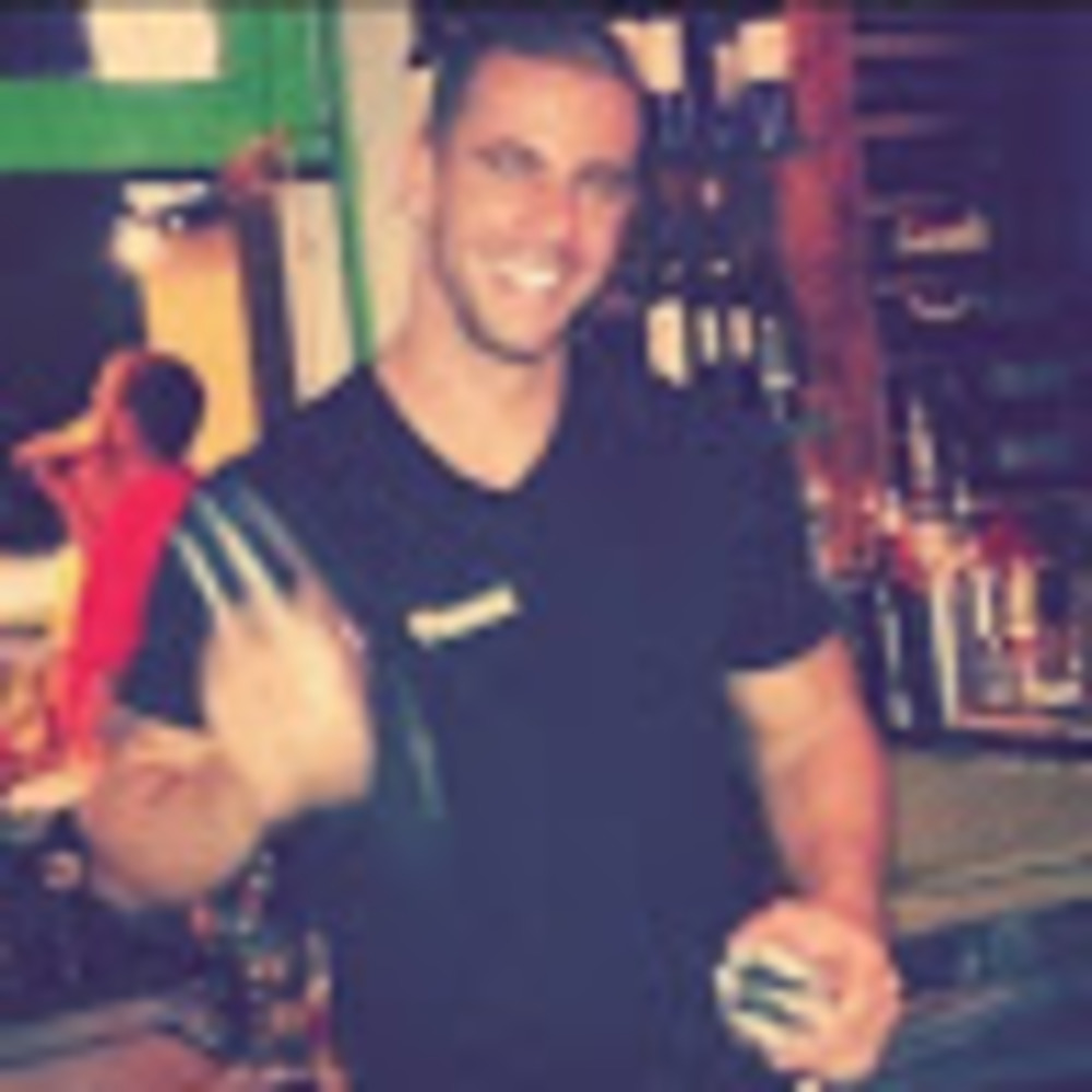 Meet your Posher, Adam